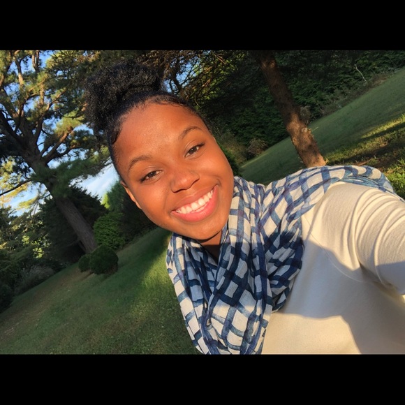 Meet your Posher, Casper - Picture 2 of 3